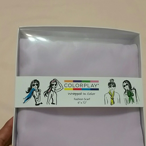 NWT. Women's  scarf. 6"x72" - Picture 4 of 4